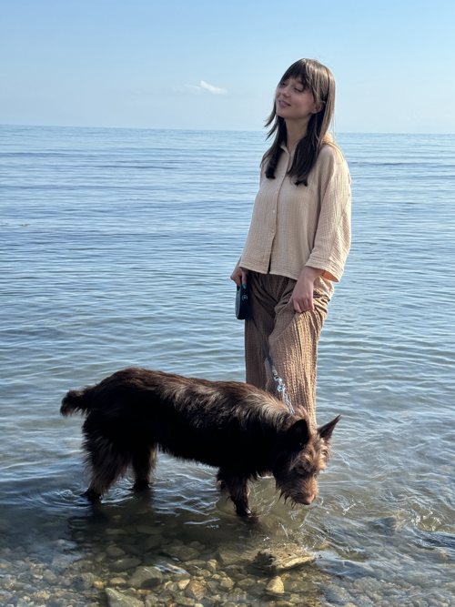 Татьяна с Кэсси у моря